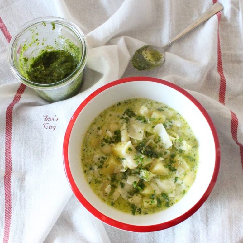 PESTO SOSLU PATATES ÇORBASI