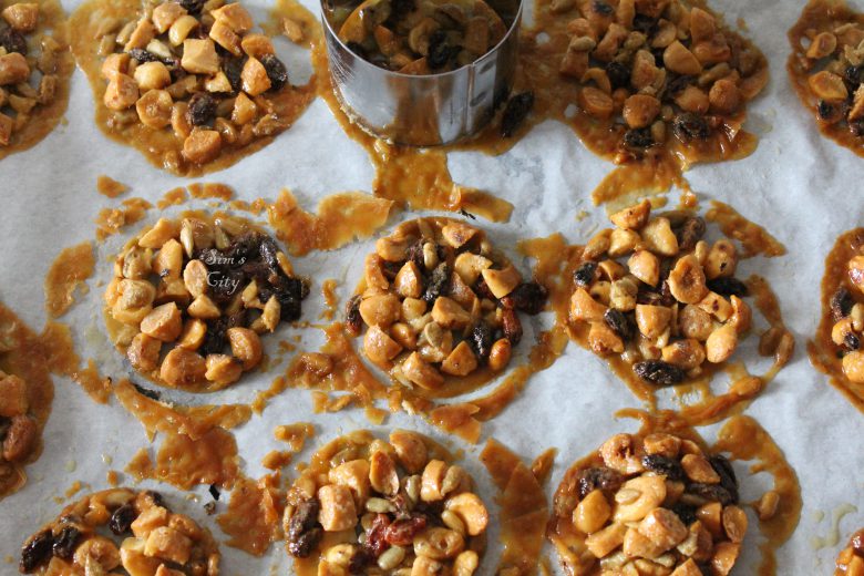 CHOCOLATE FLORENTINES